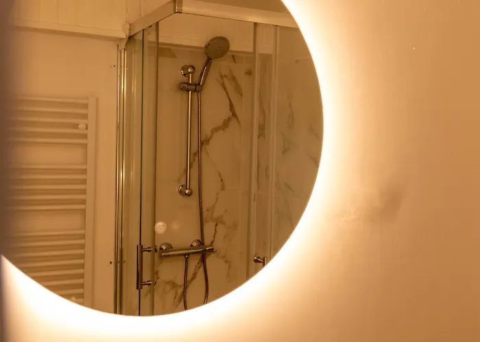 Etoile D'or Proche Paris